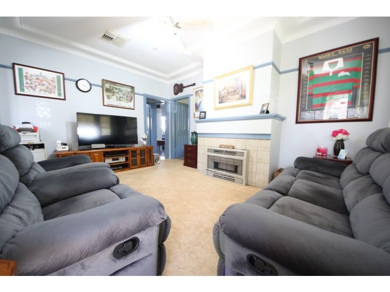 47 Myall Street, Dubbo NSW 2830