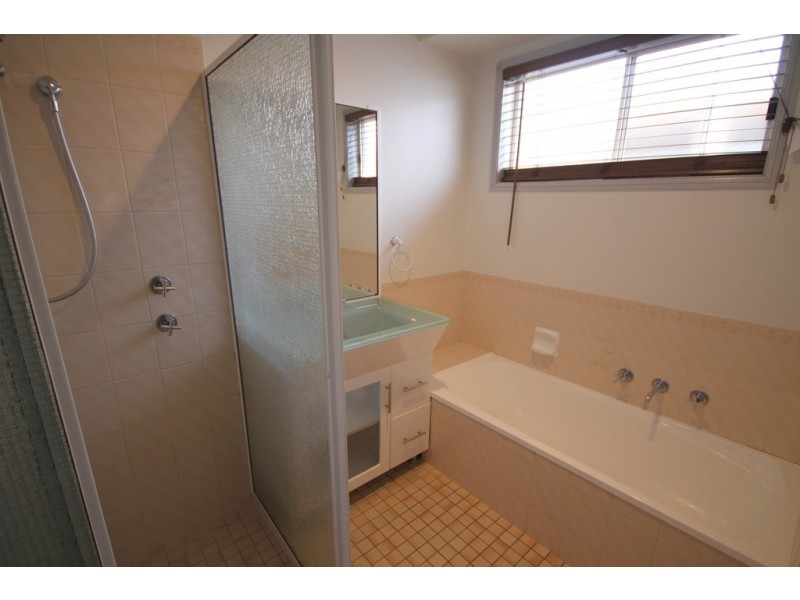 24 Davidson Drive, Dubbo NSW 2830