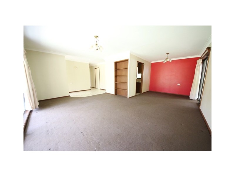 2 Meurer Court, Dubbo NSW 2830