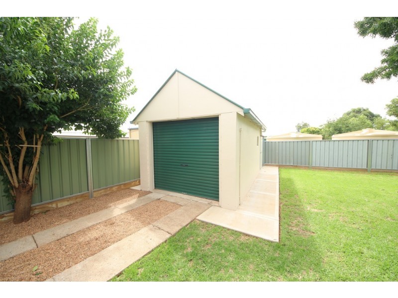 102 Myall Street, Dubbo NSW 2830