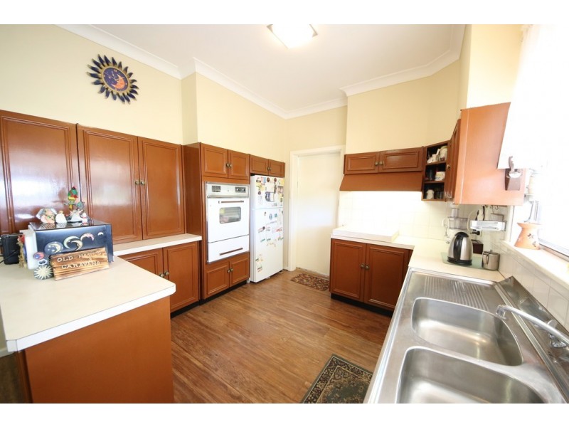 8R Joira Road, Dubbo NSW 2830