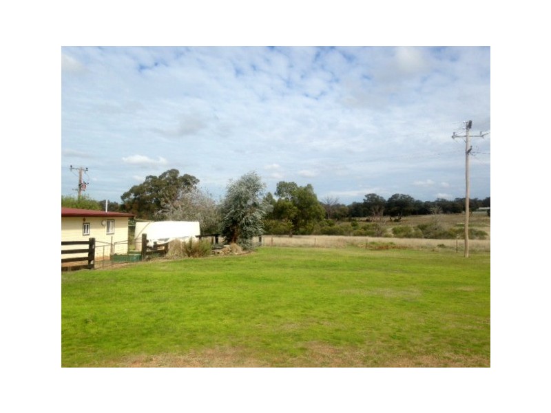 - Peak Hill Road, Dubbo NSW 2830