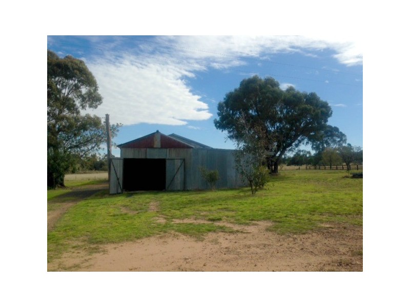 - Peak Hill Road, Dubbo NSW 2830