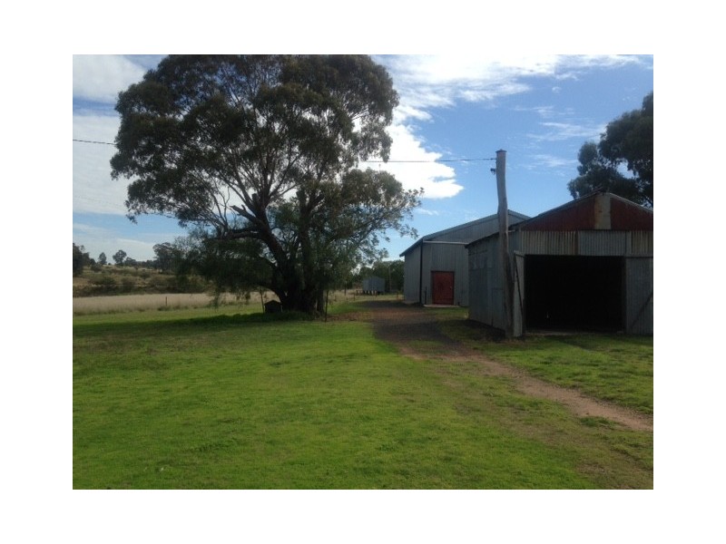 - Peak Hill Road, Dubbo NSW 2830