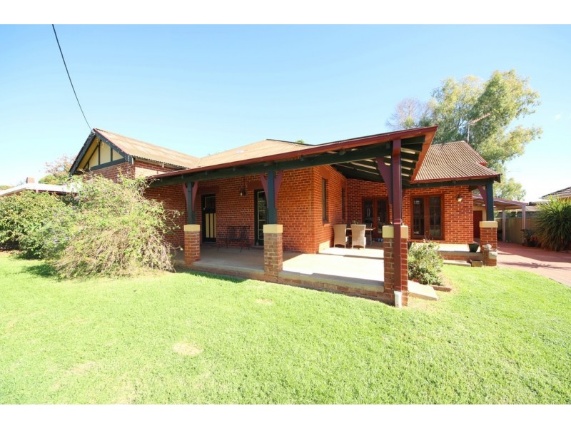 47 Sterling Street, Dubbo NSW 2830