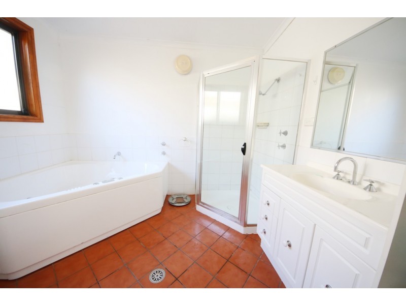 47 Sterling Street, Dubbo NSW 2830