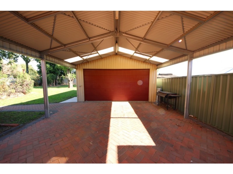 47 Sterling Street, Dubbo NSW 2830