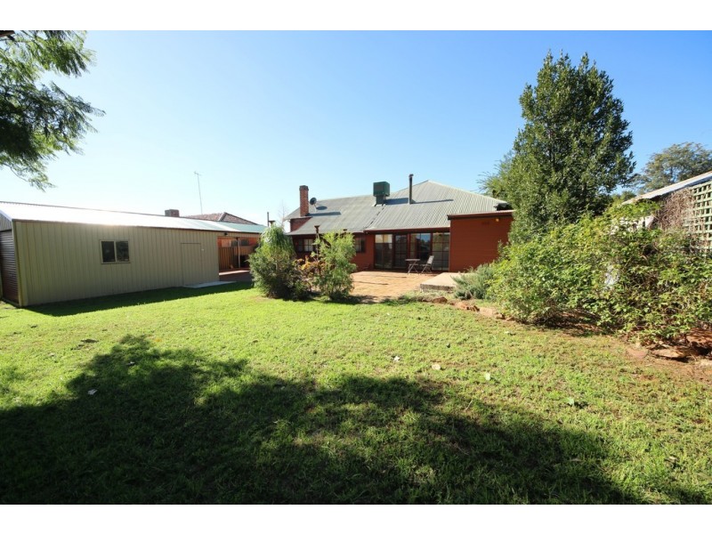 47 Sterling Street, Dubbo NSW 2830