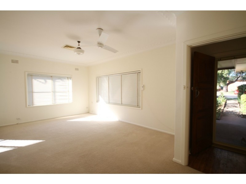 29 Meek Street, Dubbo NSW 2830