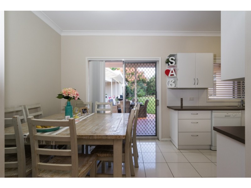 14 CORAL CRESCENT, Dubbo NSW 2830