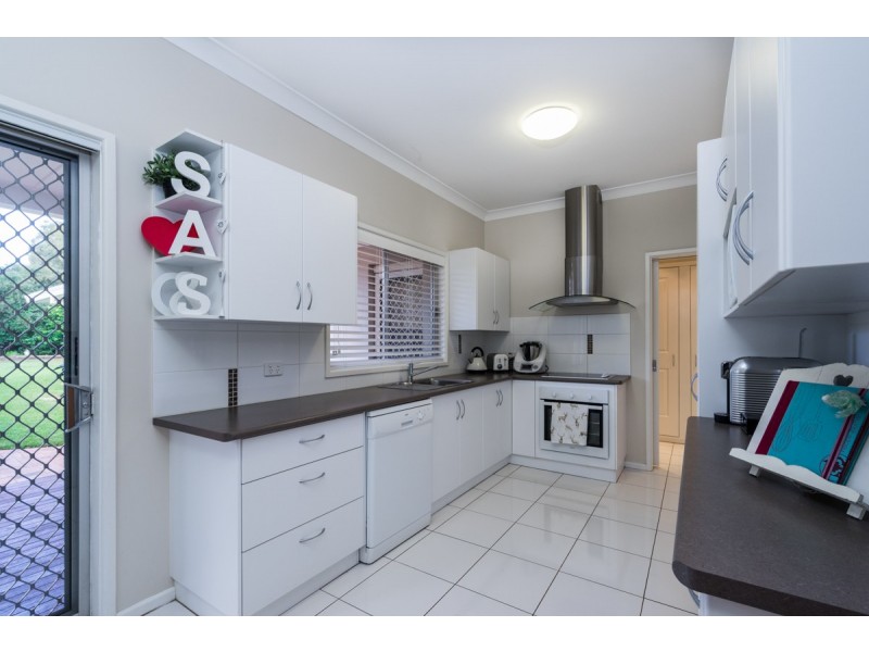 14 CORAL CRESCENT, Dubbo NSW 2830