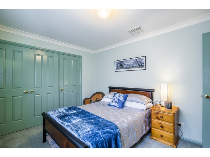 16 Swan Street, Dubbo NSW 2830