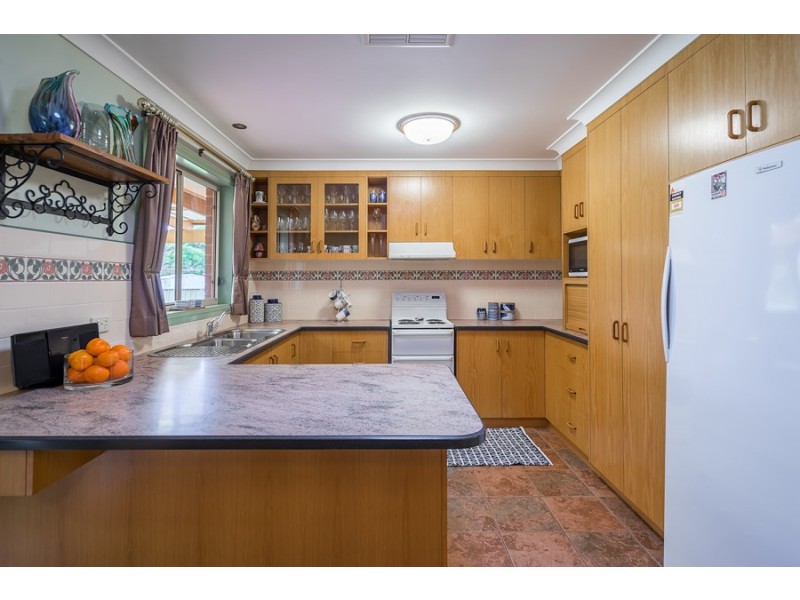 16 Swan Street, Dubbo NSW 2830