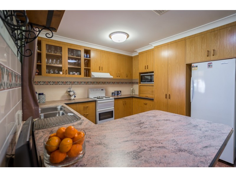 16 Swan Street, Dubbo NSW 2830