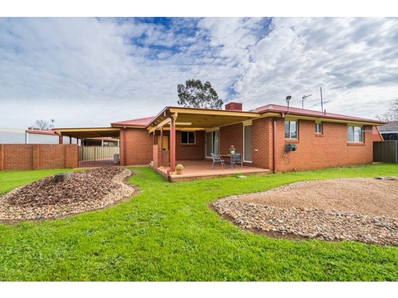 16 Swan Street, Dubbo NSW 2830