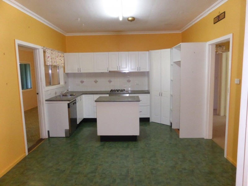22 CONAPAIRA STREET, Lake Cargelligo NSW 2672