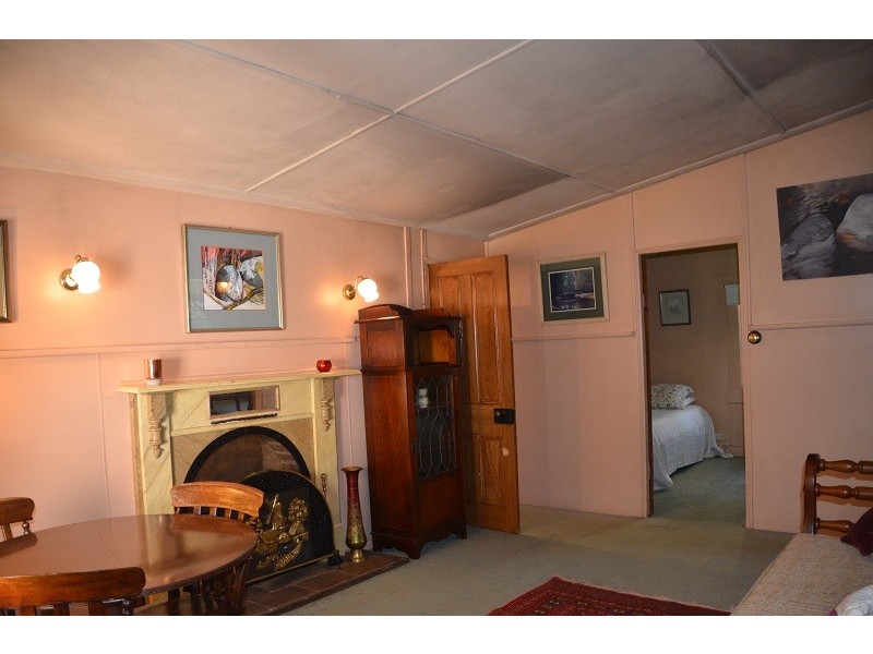 6 Smithy Lane, Wandiligong VIC 3744