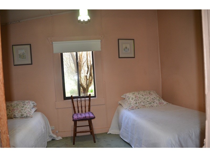 6 Smithy Lane, Wandiligong VIC 3744