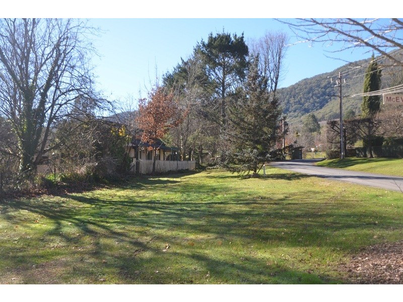 6 Smithy Lane, Wandiligong VIC 3744