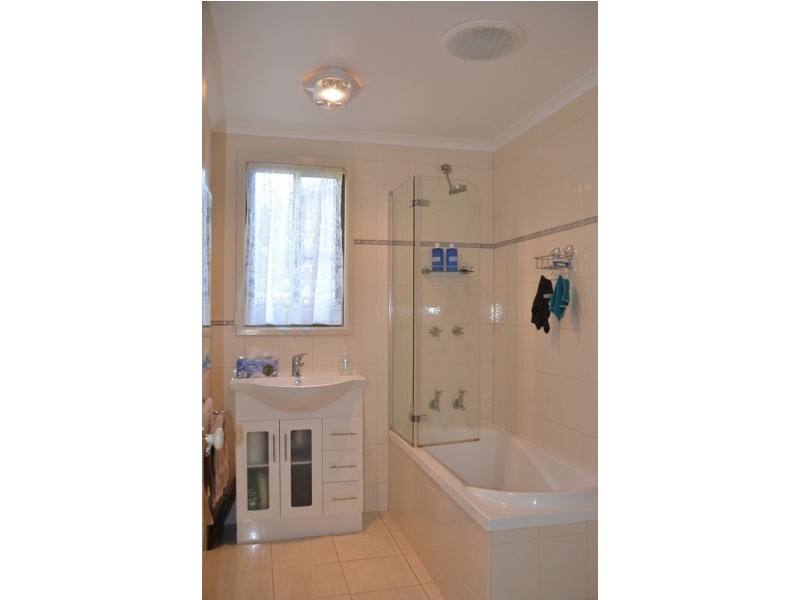 115 Lakeside Avenue, Mount Beauty VIC 3699