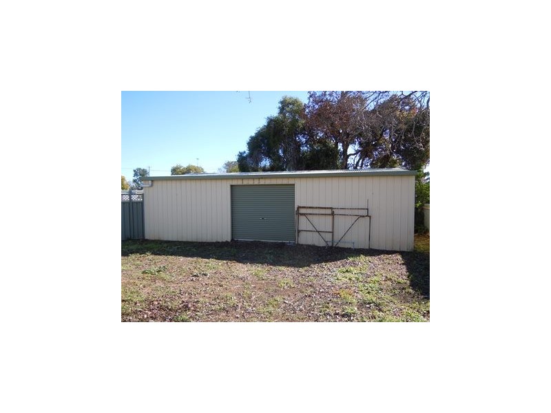 72 Elizabeth Street, Narrandera NSW 2700