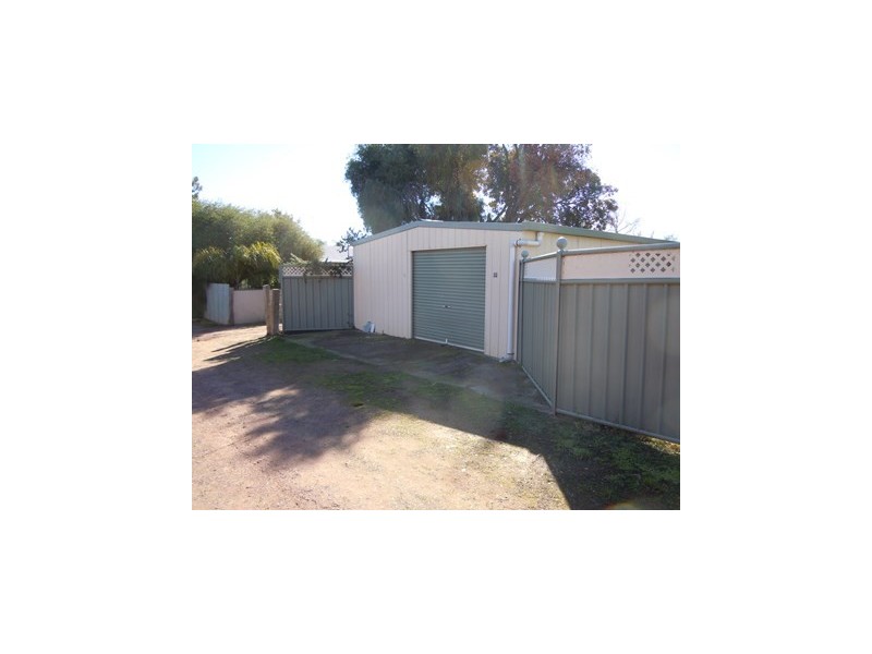 72 Elizabeth Street, Narrandera NSW 2700