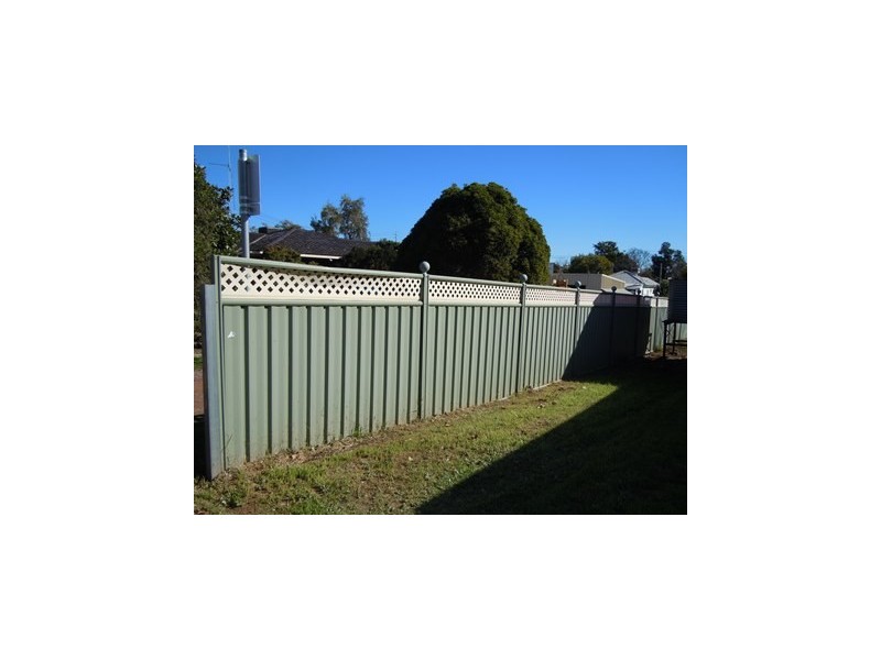 72 Elizabeth Street, Narrandera NSW 2700