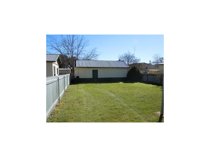 72 Elizabeth Street, Narrandera NSW 2700