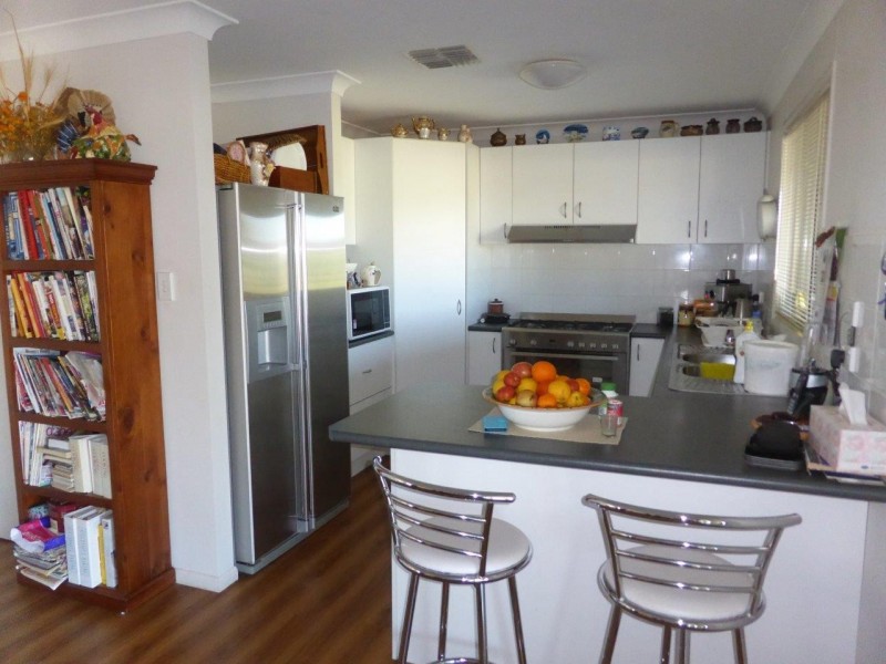 - Vertisco, Lake Cargelligo NSW 2672