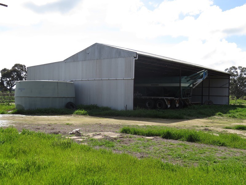 7498 Wakool Road, Barham NSW 2732