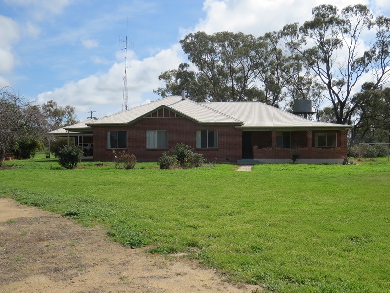 7498 Wakool Road, Barham NSW 2732