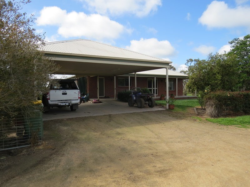 7498 Wakool Road, Barham NSW 2732