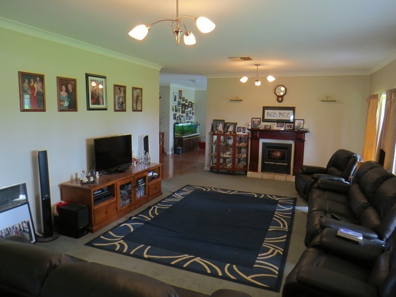 264 OLD DENILIQUIN ROAD, Moama NSW 2731