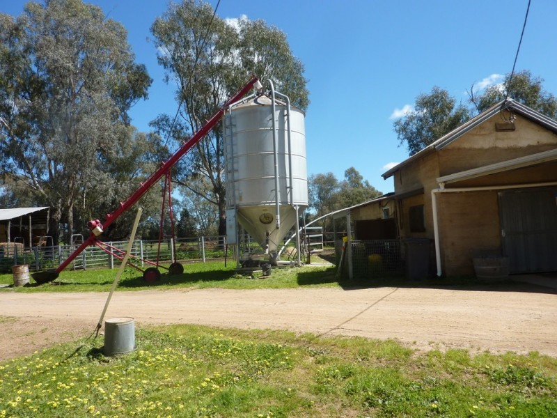 65 Vincents Road Ladysmith, Wagga Wagga NSW 2650