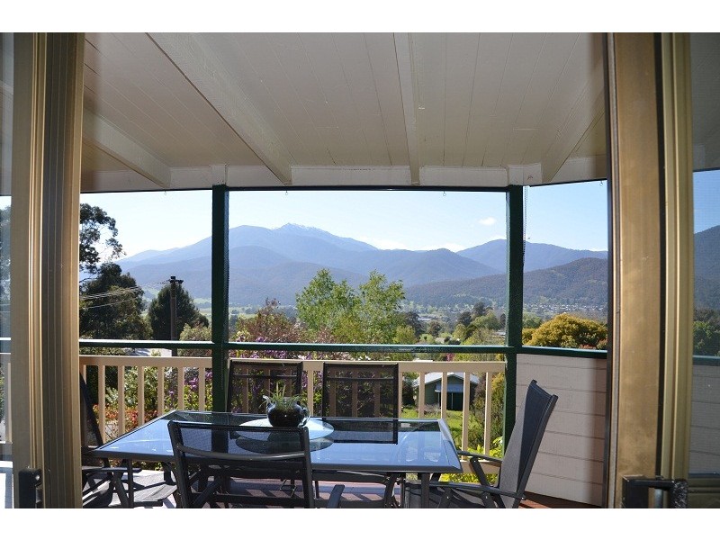 5 Reid Court, Tawonga South VIC 3698