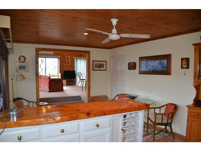 5 Reid Court, Tawonga South VIC 3698