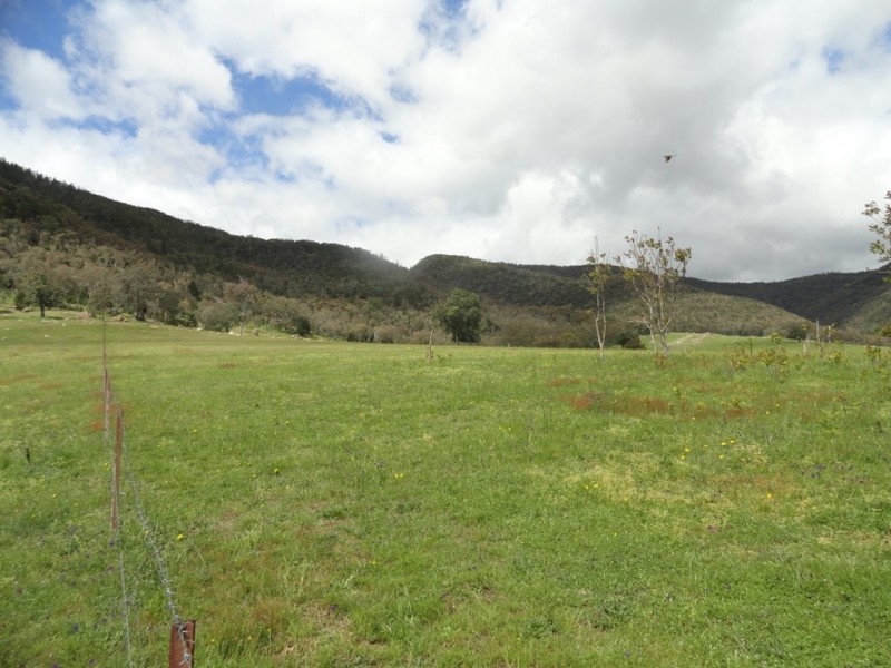 5566 Murray River Road, Thologolong VIC 3691