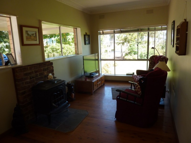 13 Goodes Lane, Coolamon NSW 2701