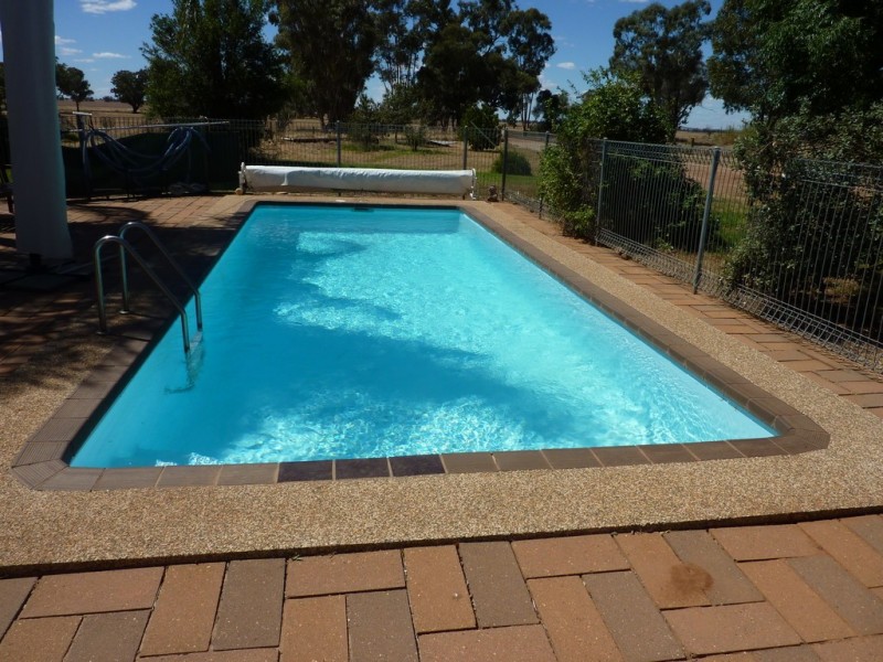 13 Goodes Lane, Coolamon NSW 2701