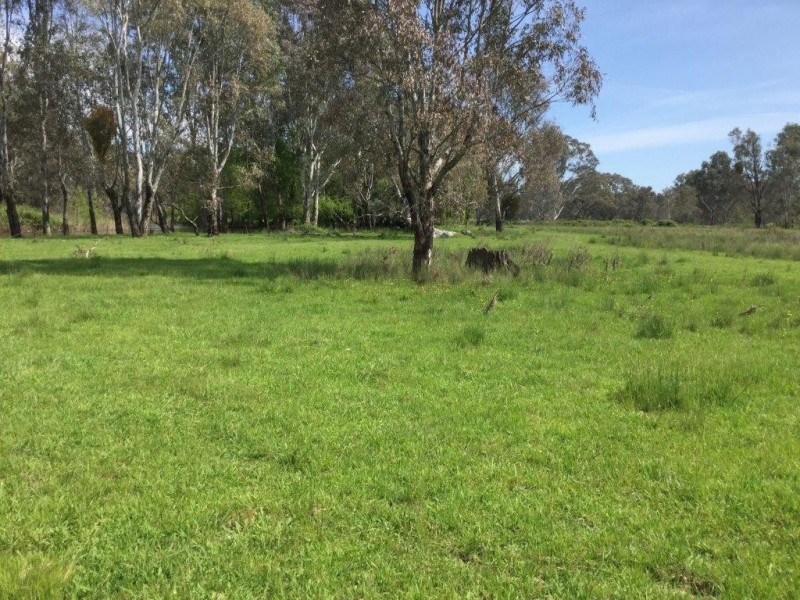 226 Pollards Road, Bonegilla VIC 3691