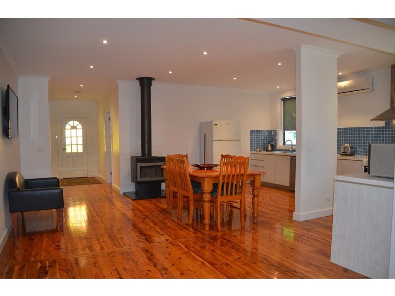 3 Station Street, Bright VIC 3741