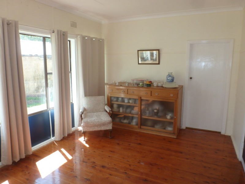 437 Karoopa Lane, Crowther NSW 2803