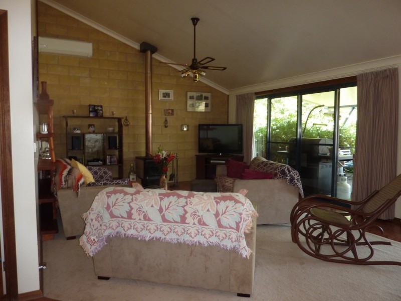 270 West Gilmore Road, Tumut NSW 2720