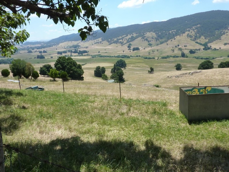 270 West Gilmore Road, Tumut NSW 2720