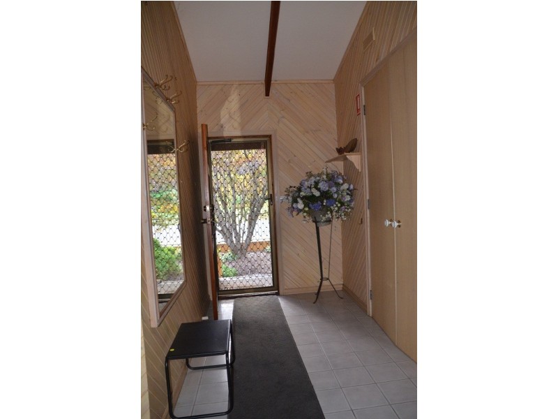 4 Stewarts Road, Tawonga South VIC 3698