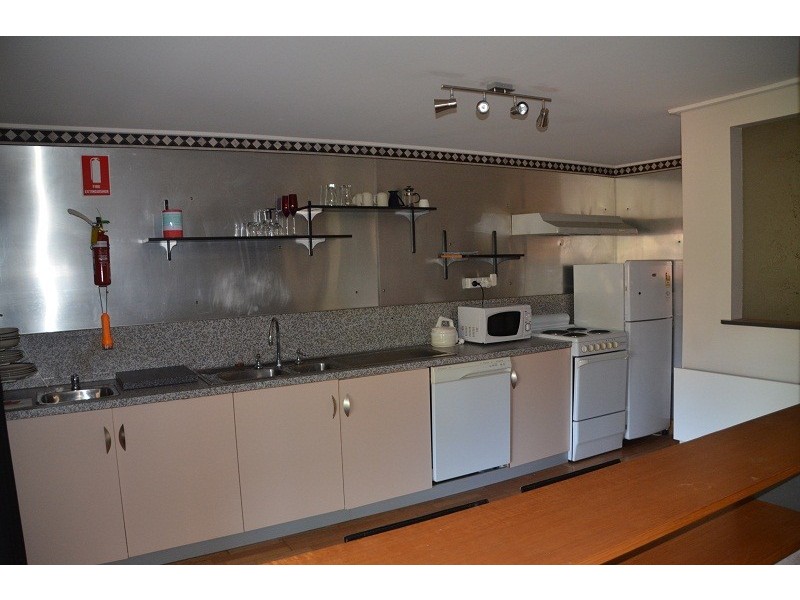 4 Stewarts Road, Tawonga South VIC 3698