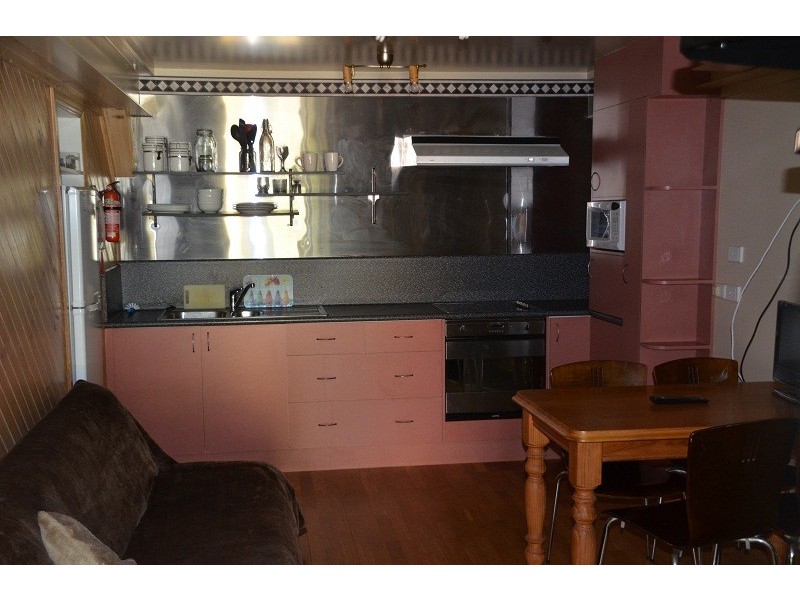 4 Stewarts Road, Tawonga South VIC 3698