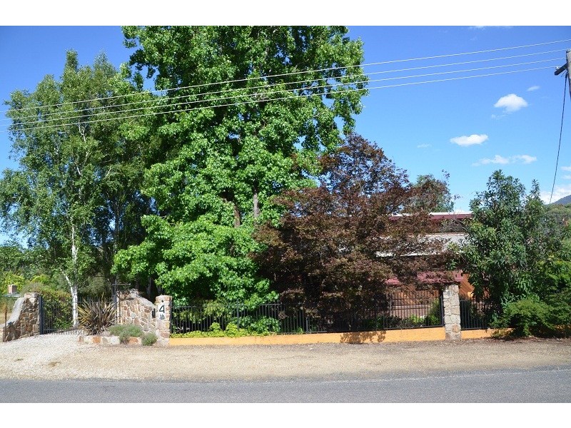 4 Stewarts Road, Tawonga South VIC 3698