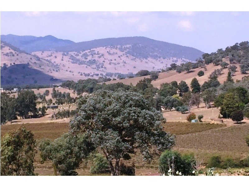 8792 Murray River Road, Walwa VIC 3709