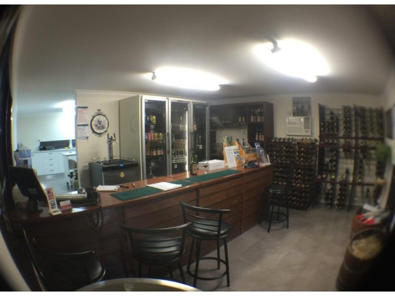 8792 Murray River Road, Walwa VIC 3709